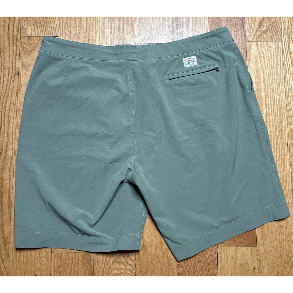 Faherty All Day Shorts Mens 40 Green Chino 7 Inch Drawstring Quick Dry Casual